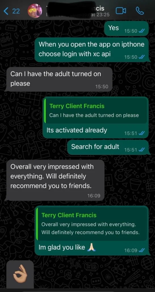 WhatsApp chat review from a UK client confirming buffer-free 4K streaming during a football match on Nexeo IPTV service.